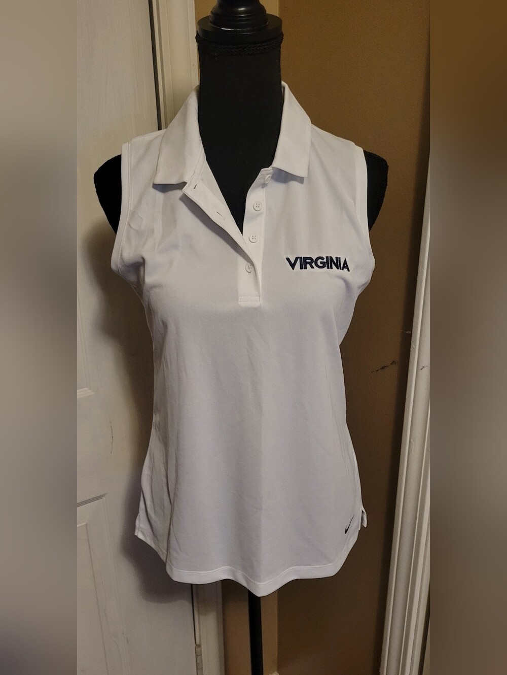 Women's Nike Dri-Fit Virginia Sleeveless White Polo Top, Size Small